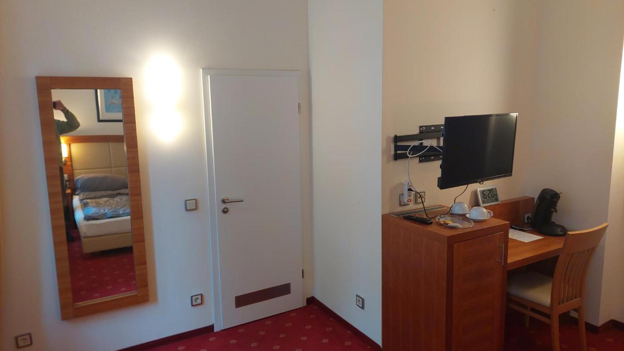 Die Villa, Zimmer 26, Dz レバークーゼン エクステリア 写真
