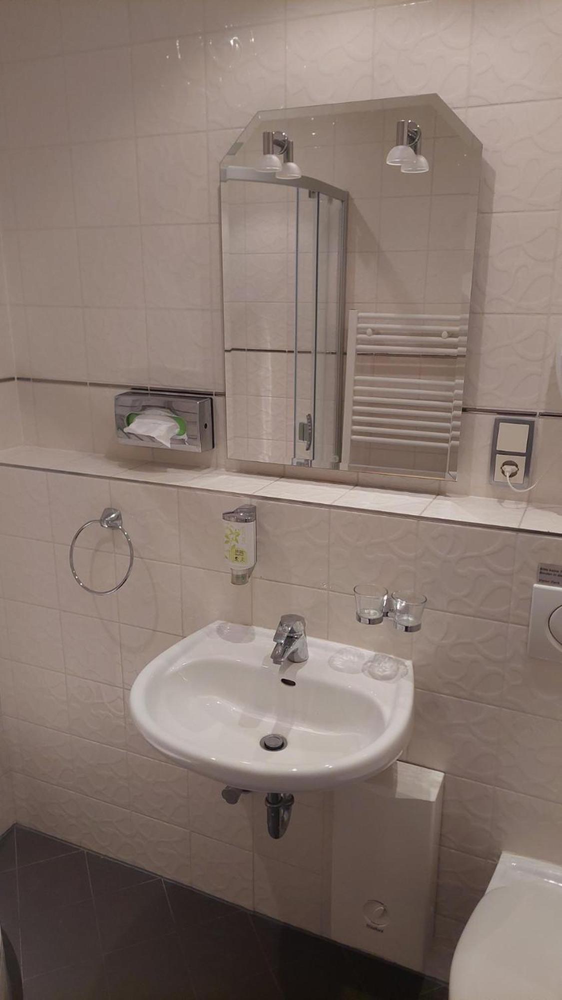 Die Villa, Zimmer 26, Dz レバークーゼン エクステリア 写真