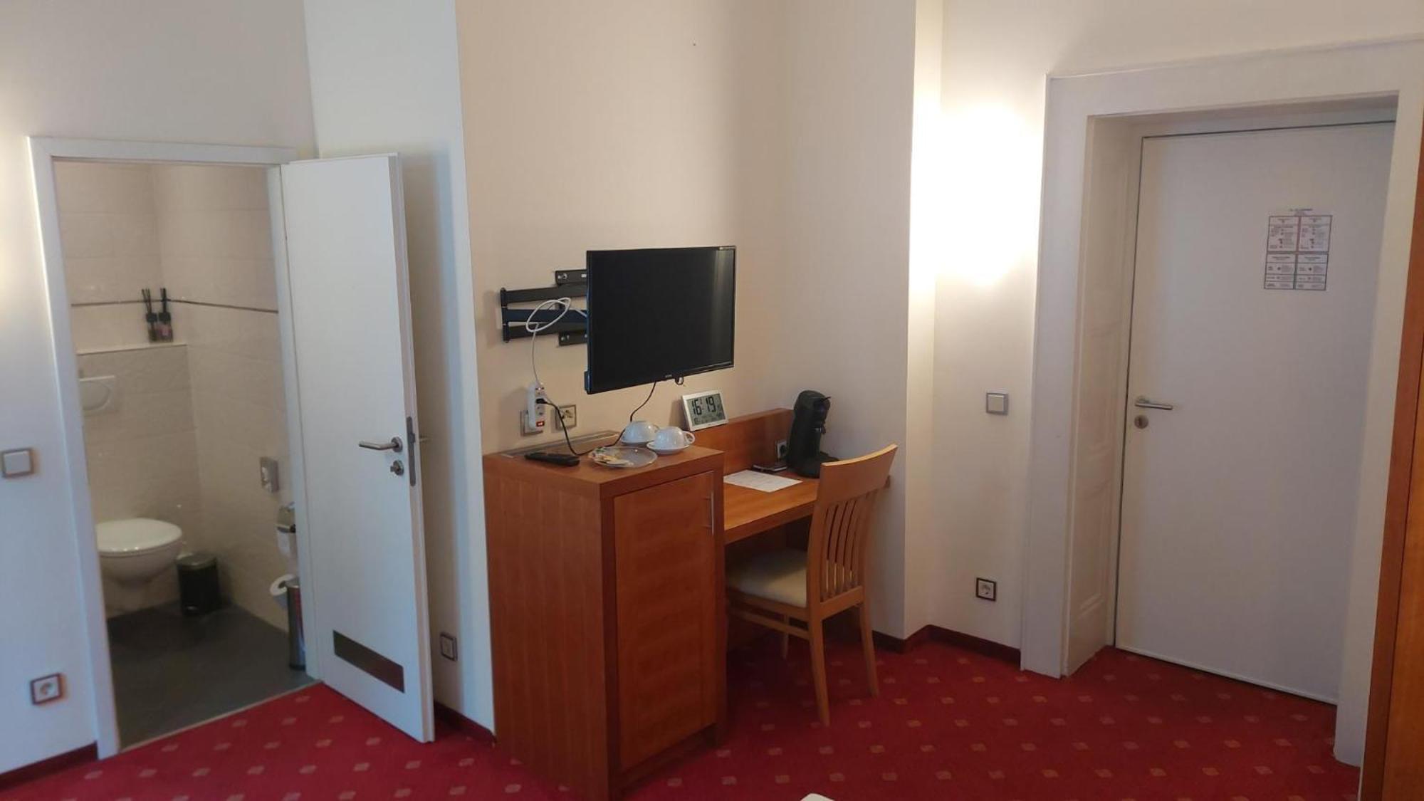 Die Villa, Zimmer 26, Dz レバークーゼン エクステリア 写真